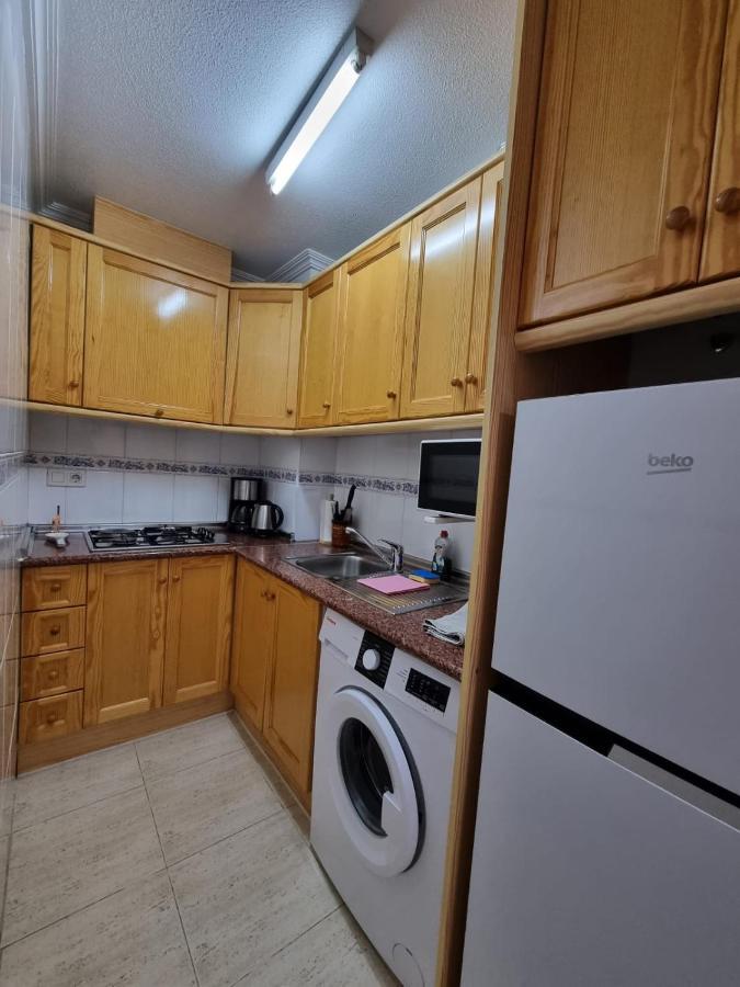 Gemuetliche Ferienwohnung In Torrevieja Ca100M Vom Strand Playa Del Cura Entfernt Extérieur photo