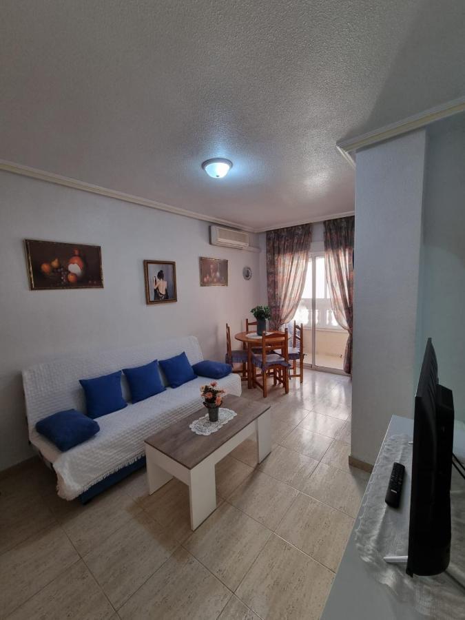 Gemuetliche Ferienwohnung In Torrevieja Ca100M Vom Strand Playa Del Cura Entfernt Extérieur photo