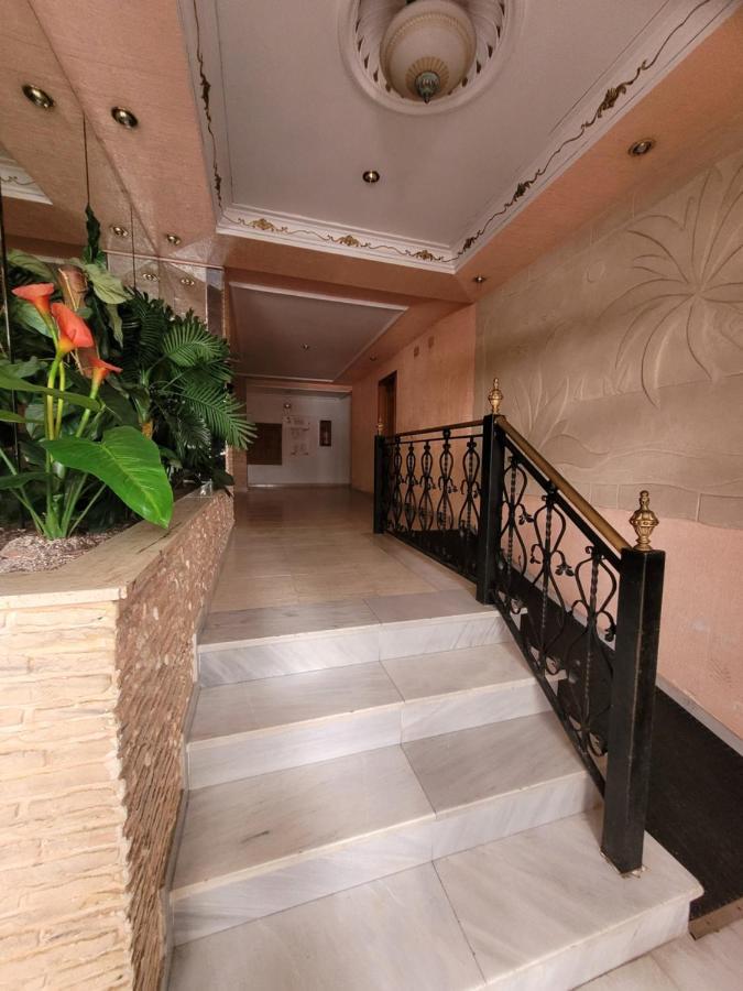 Gemuetliche Ferienwohnung In Torrevieja Ca100M Vom Strand Playa Del Cura Entfernt Extérieur photo