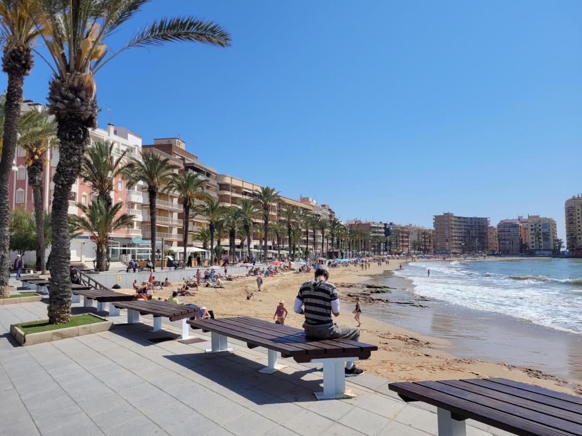 Gemuetliche Ferienwohnung In Torrevieja Ca100M Vom Strand Playa Del Cura Entfernt Extérieur photo